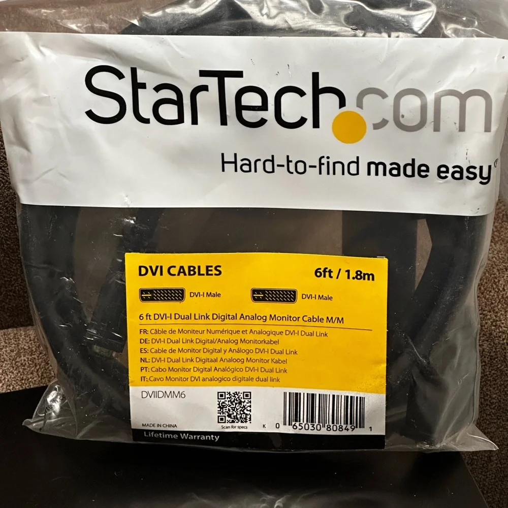 NEW still in package Star Tech 6 ft DVI Wires